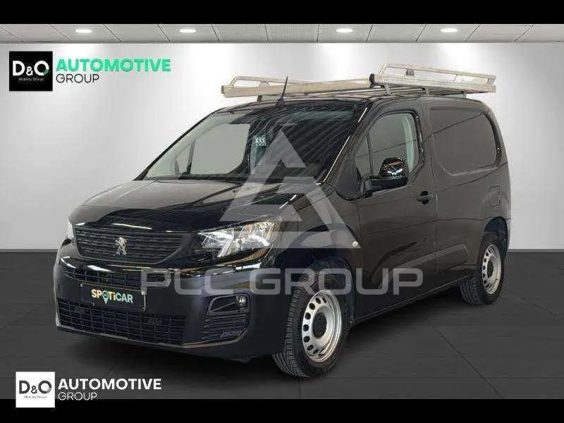 2022 Peugeot Partner