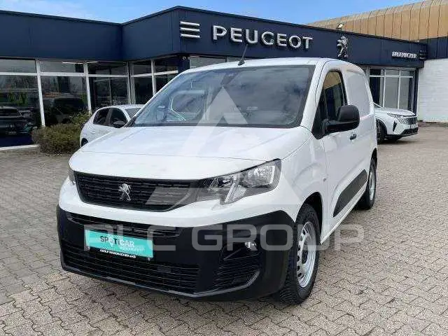 2022 Peugeot Partner