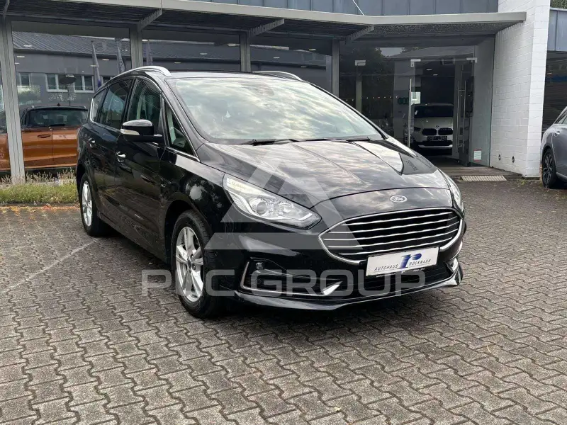 2022 Ford S-Max