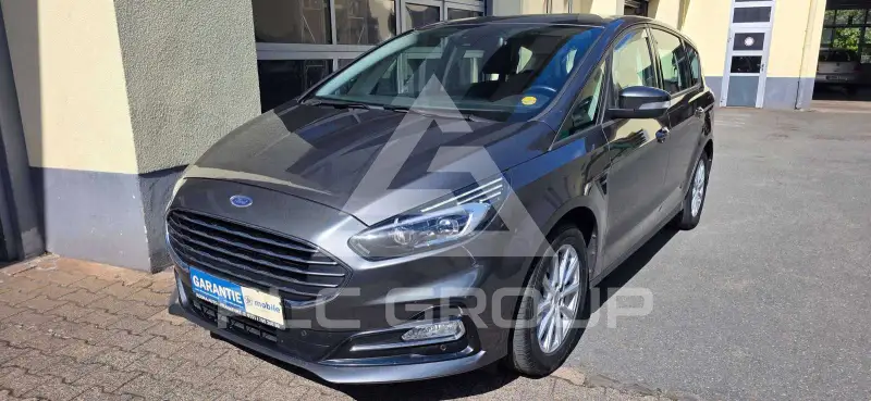 2022 Ford S-Max