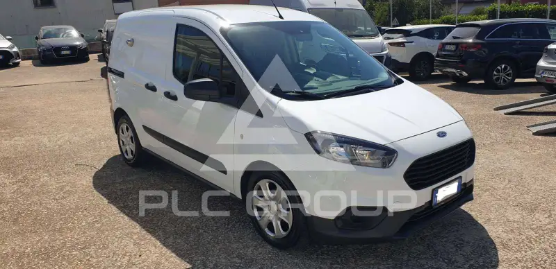 2022 Ford Courier