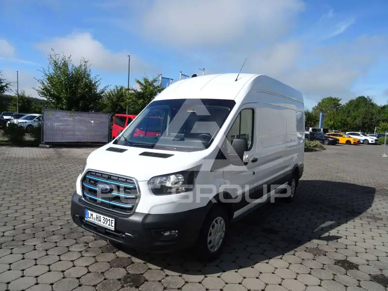 2022 Ford TRANSIT