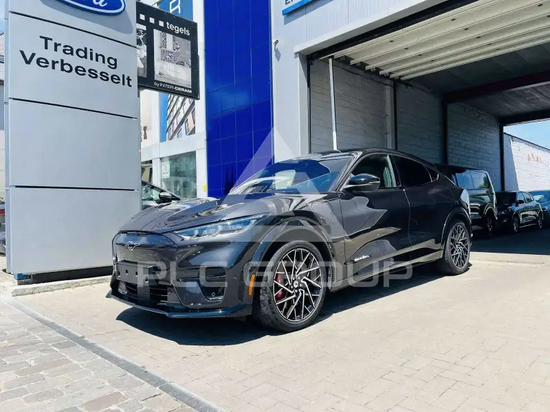 2022 Ford MUSTANG