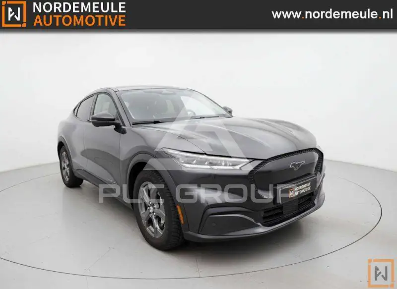 2022 Ford MUSTANG