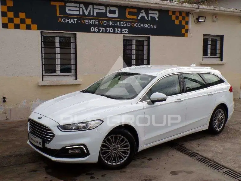 2022 Ford Mondeo