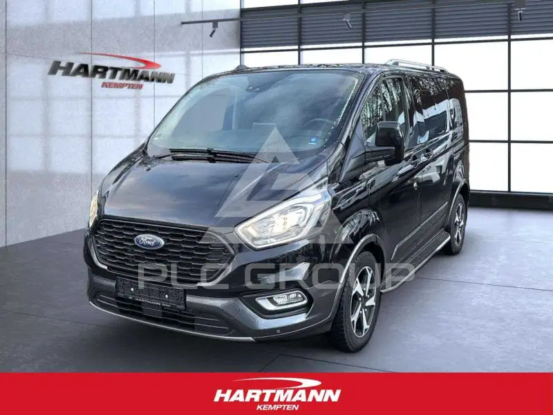 2022 Ford Tourneo