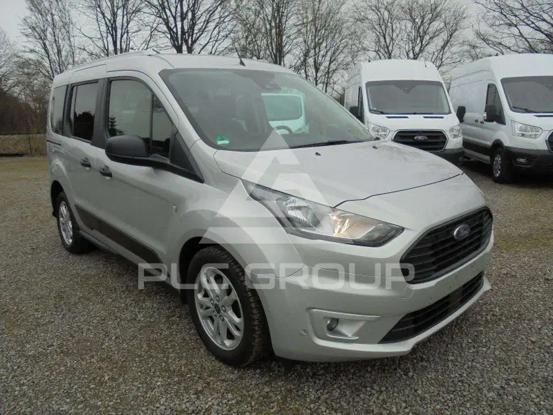 2022 Ford Tourneo