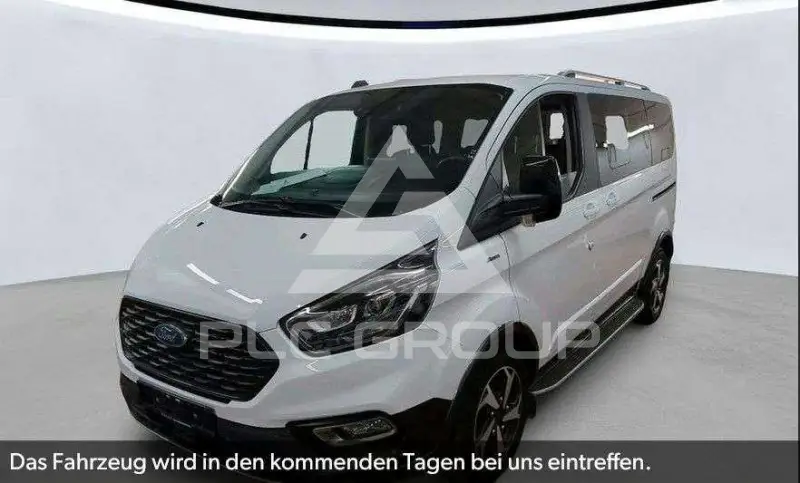 2022 Ford Tourneo