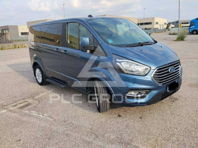 2022 Ford Tourneo