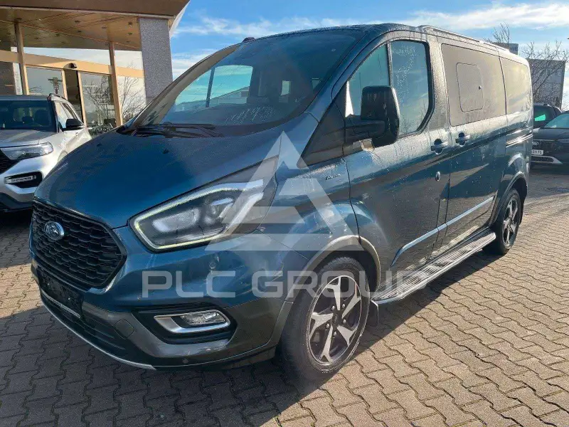 2022 Ford Tourneo