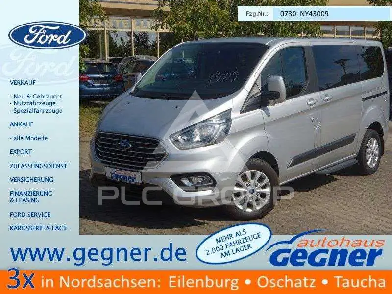 2022 Ford Tourneo