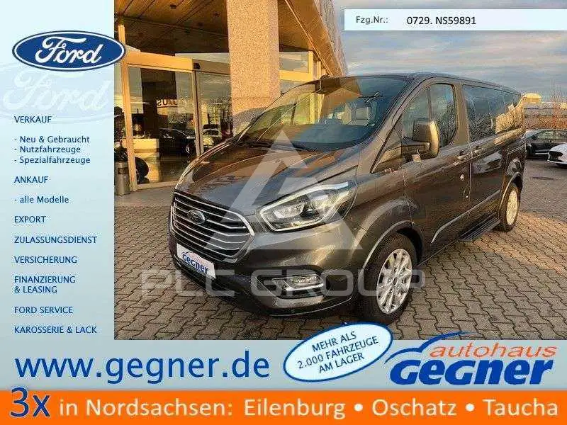 2022 Ford Tourneo