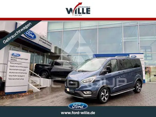2022 Ford Tourneo
