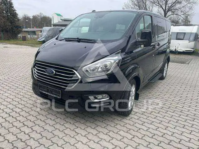 2022 Ford Tourneo