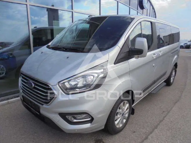 2022 Ford Tourneo