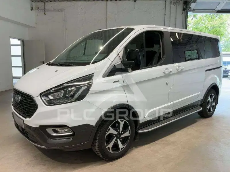 2022 Ford Tourneo