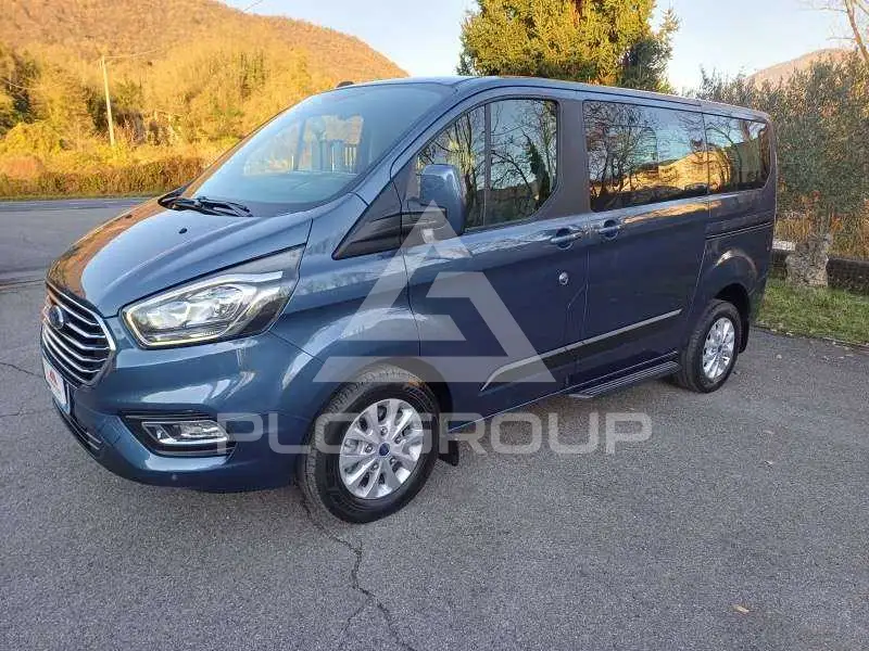 2022 Ford Tourneo