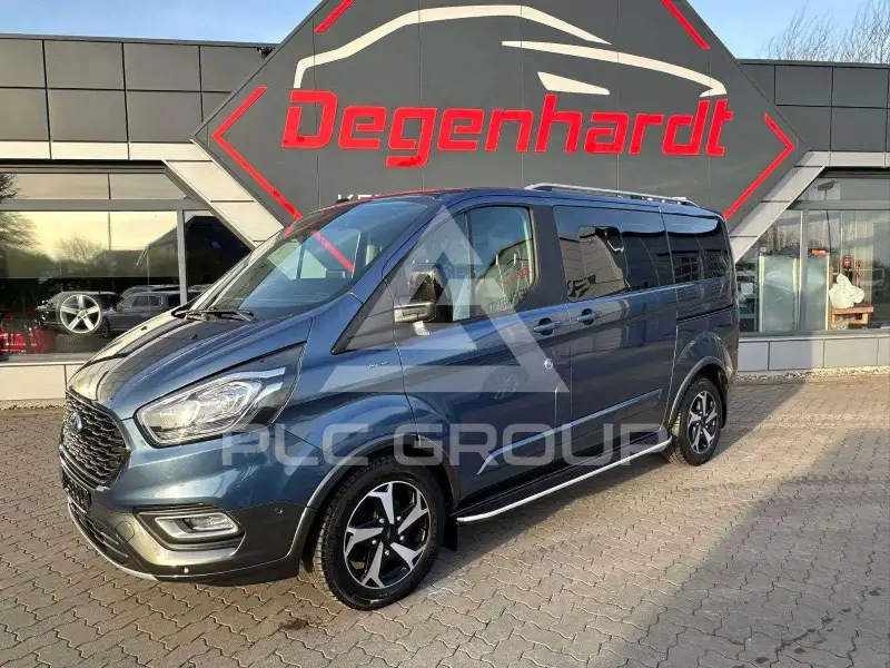 2022 Ford Tourneo