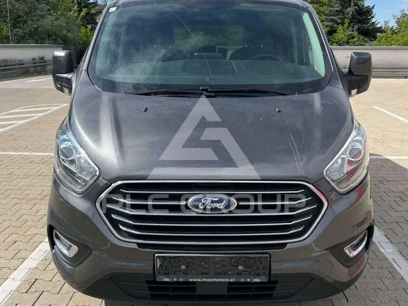 2022 Ford Tourneo