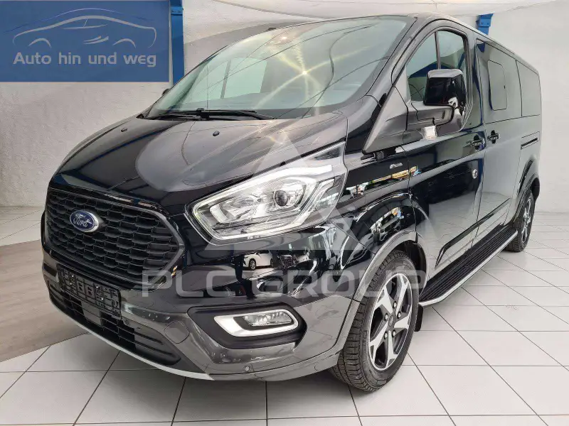 2022 Ford Tourneo