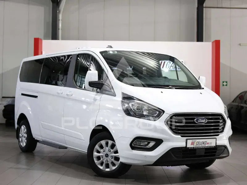 2022 Ford Tourneo