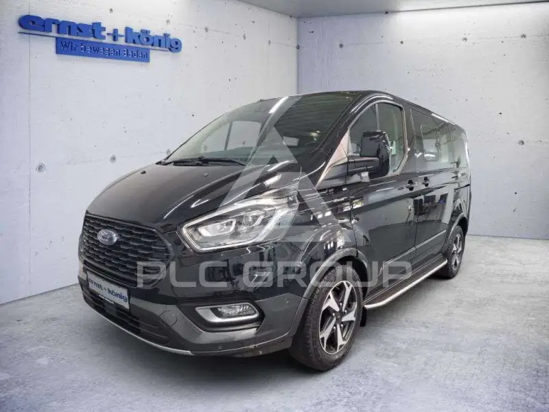 2022 Ford Tourneo