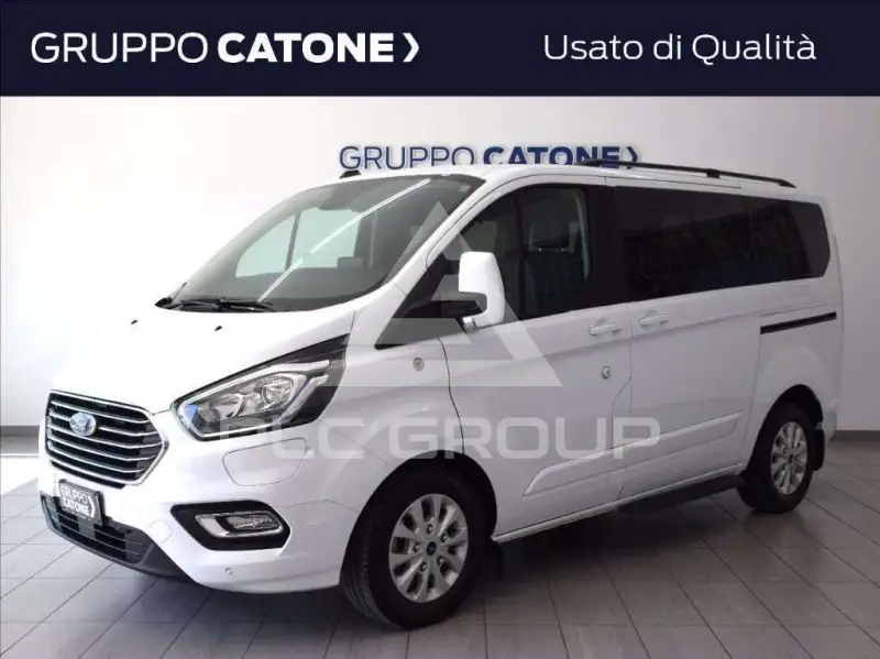 2022 Ford Tourneo