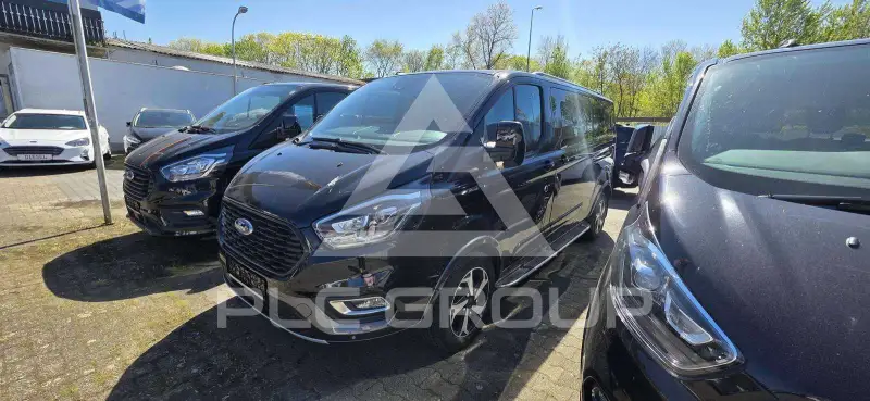 2022 Ford Tourneo