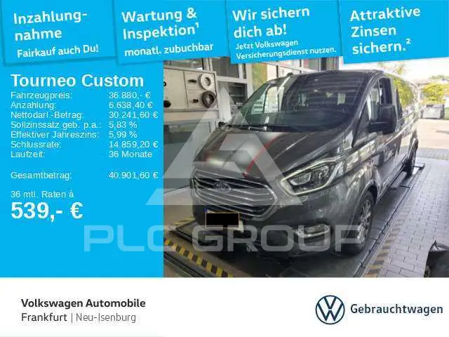 2022 Ford Tourneo