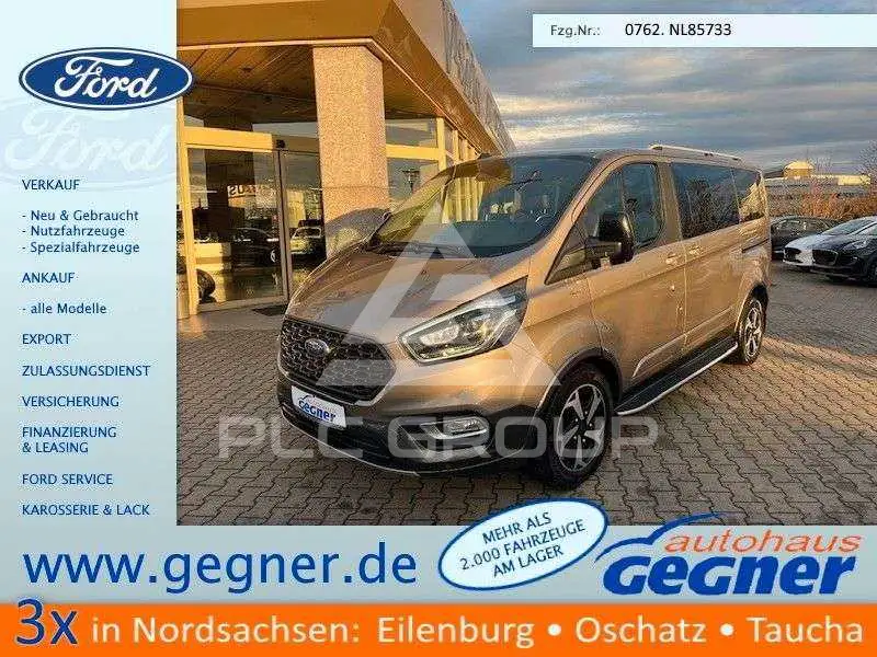 2022 Ford Tourneo