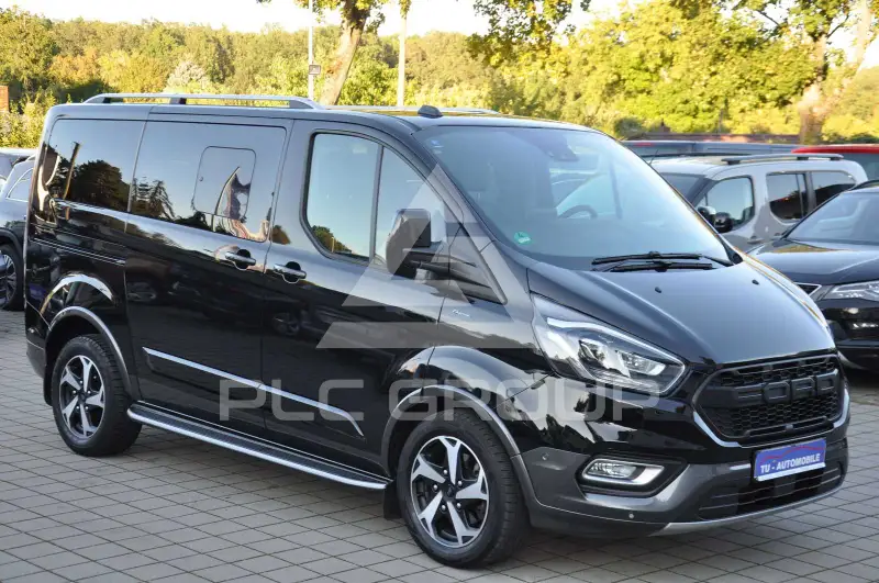 2022 Ford Tourneo