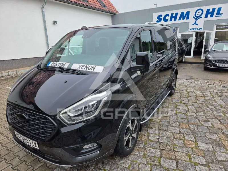 2022 Ford Tourneo