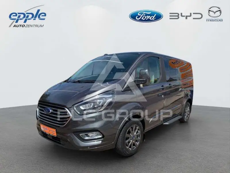 2022 Ford Tourneo