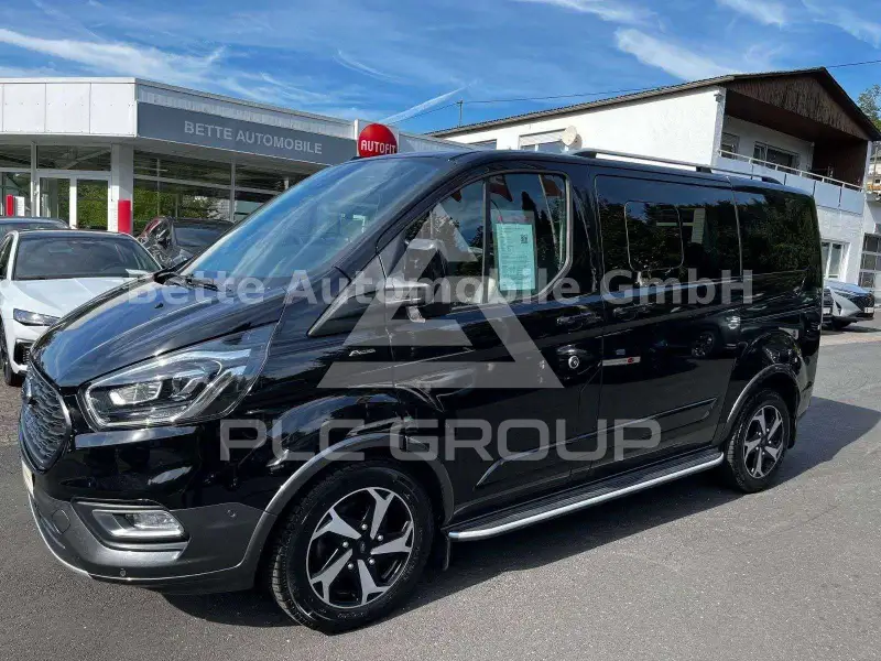 2022 Ford Tourneo