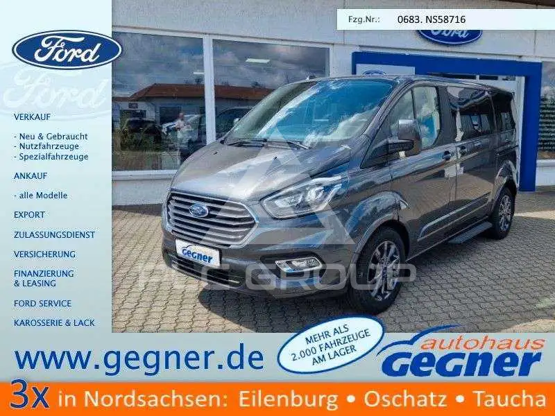 2022 Ford Tourneo