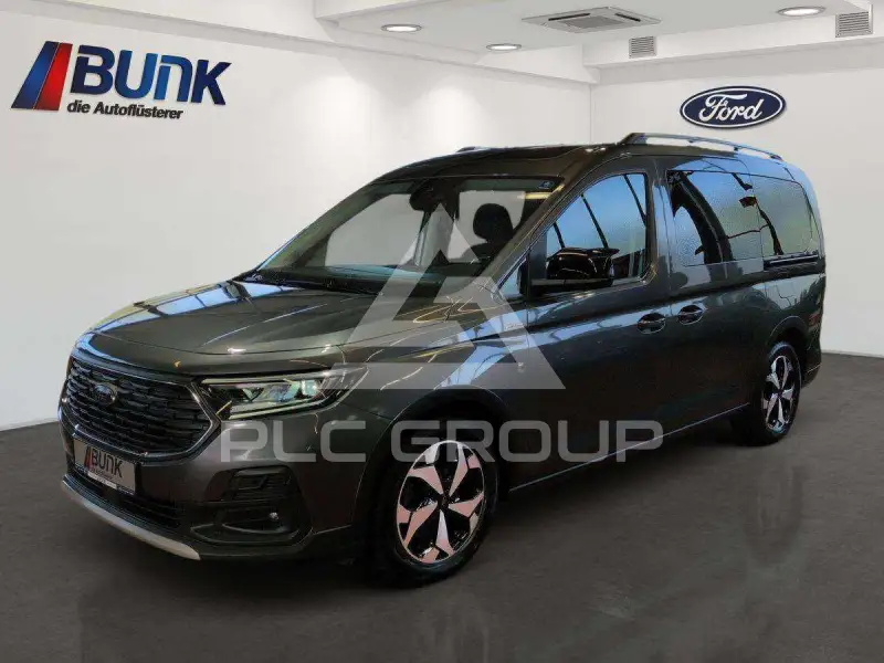 2022 Ford Tourneo