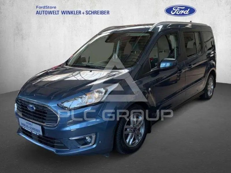 2022 Ford Tourneo