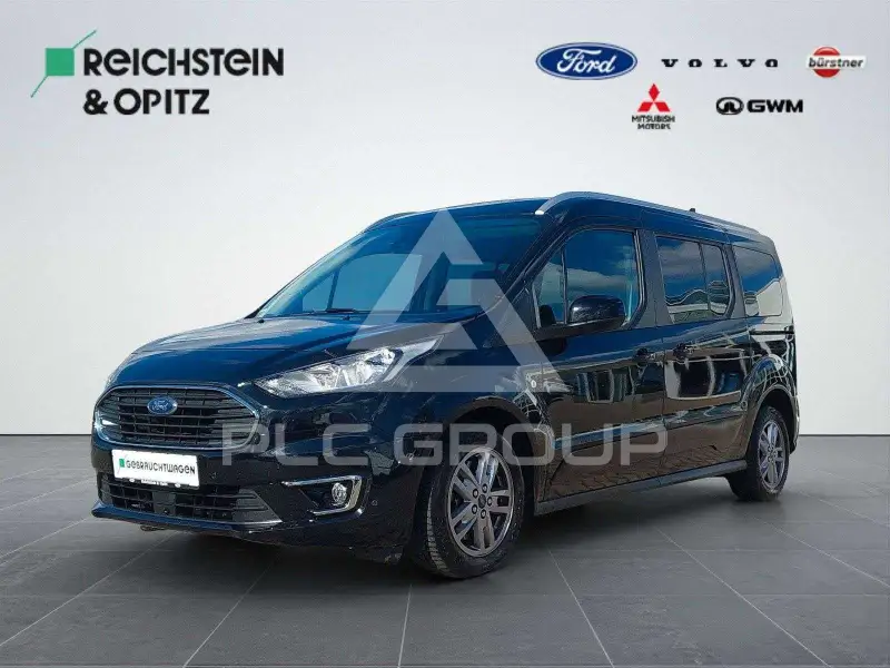 2022 Ford Tourneo