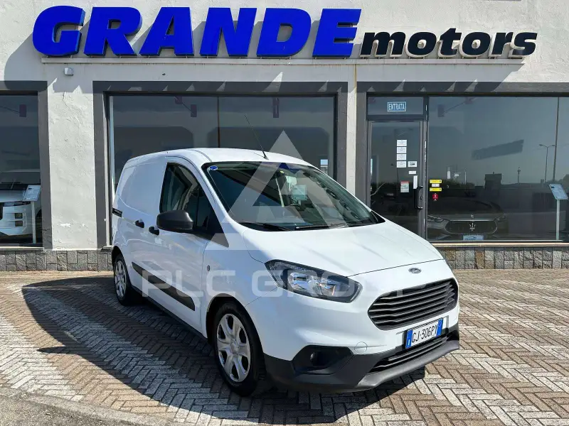 2022 Ford Tourneo