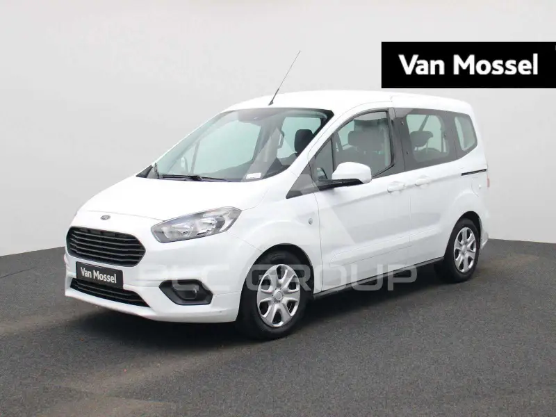 2022 Ford Tourneo