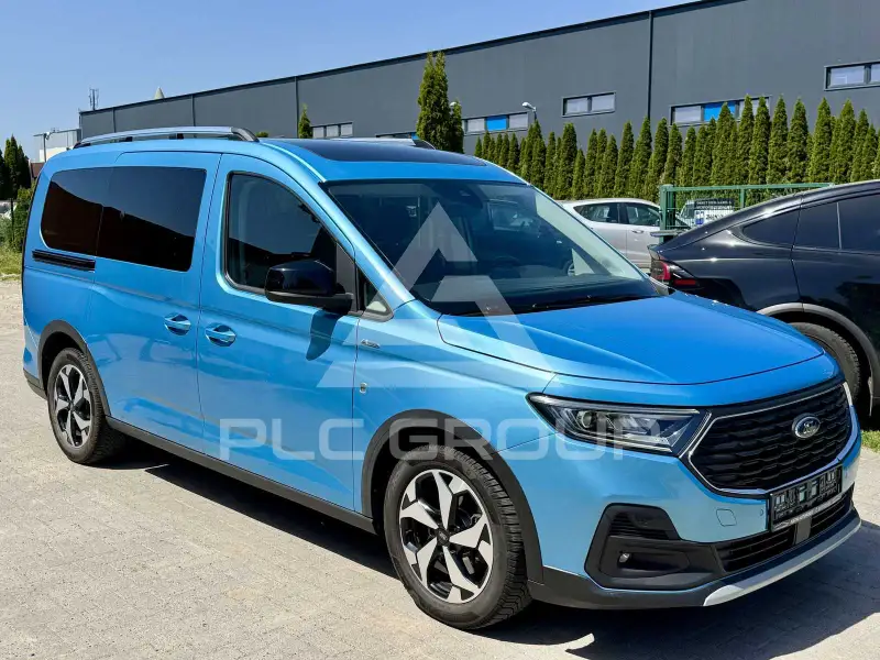 2022 Ford Tourneo