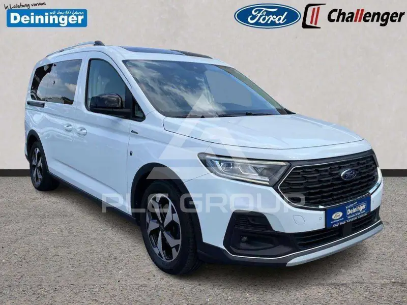 2022 Ford Tourneo