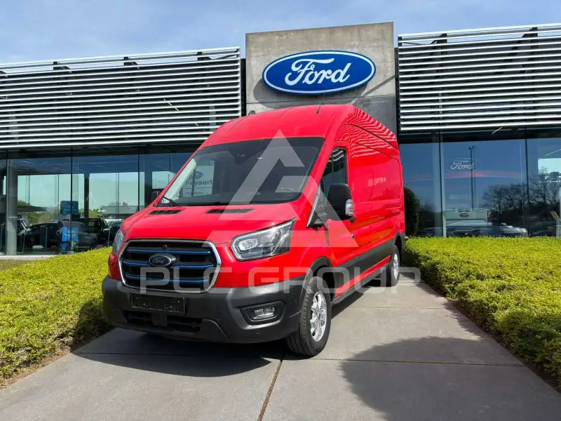 2022 Ford E-Series