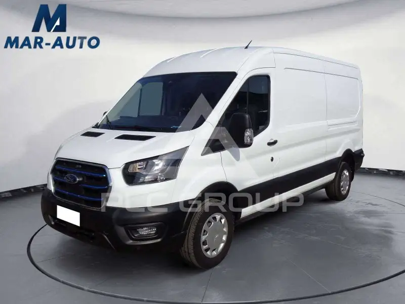 2022 Ford E-Series