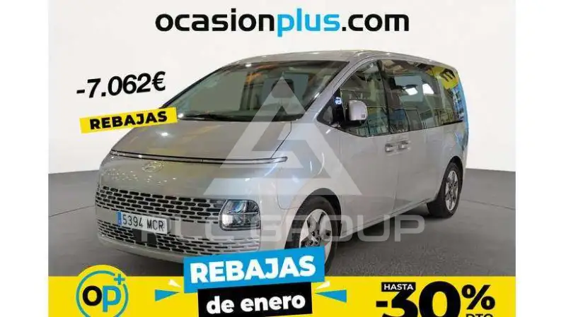 2022 Hyundai Staria