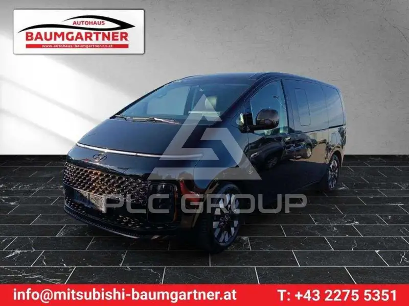 2022 Hyundai Staria