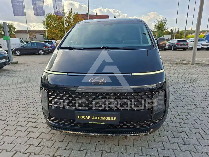 2022 Hyundai Staria