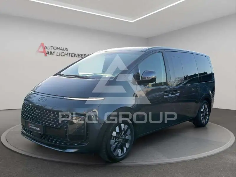 2022 Hyundai Staria