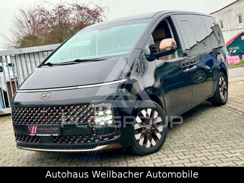 2022 Hyundai Staria