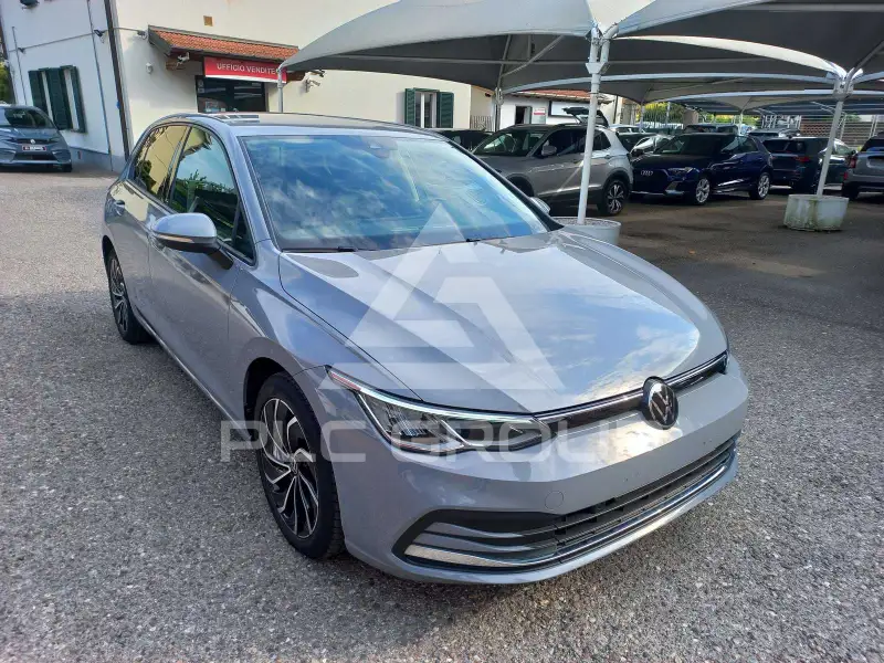 2022 Volkswagen GOLF